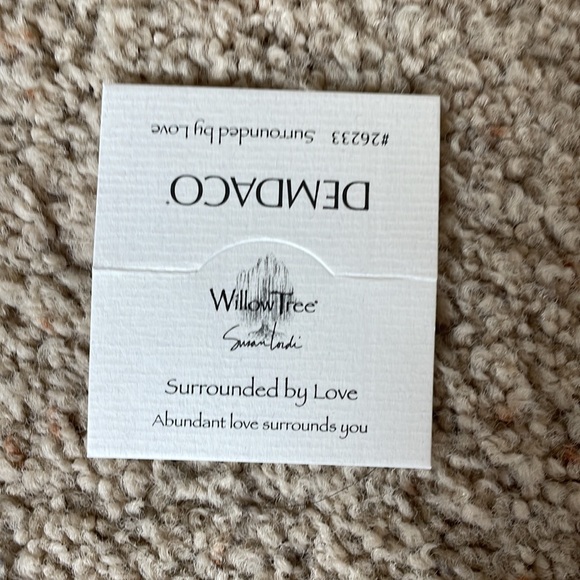 NWT Willow Tree Susan Lordi Surrounded by Love figurine.  Brand new with box. - Picture 5 of 7